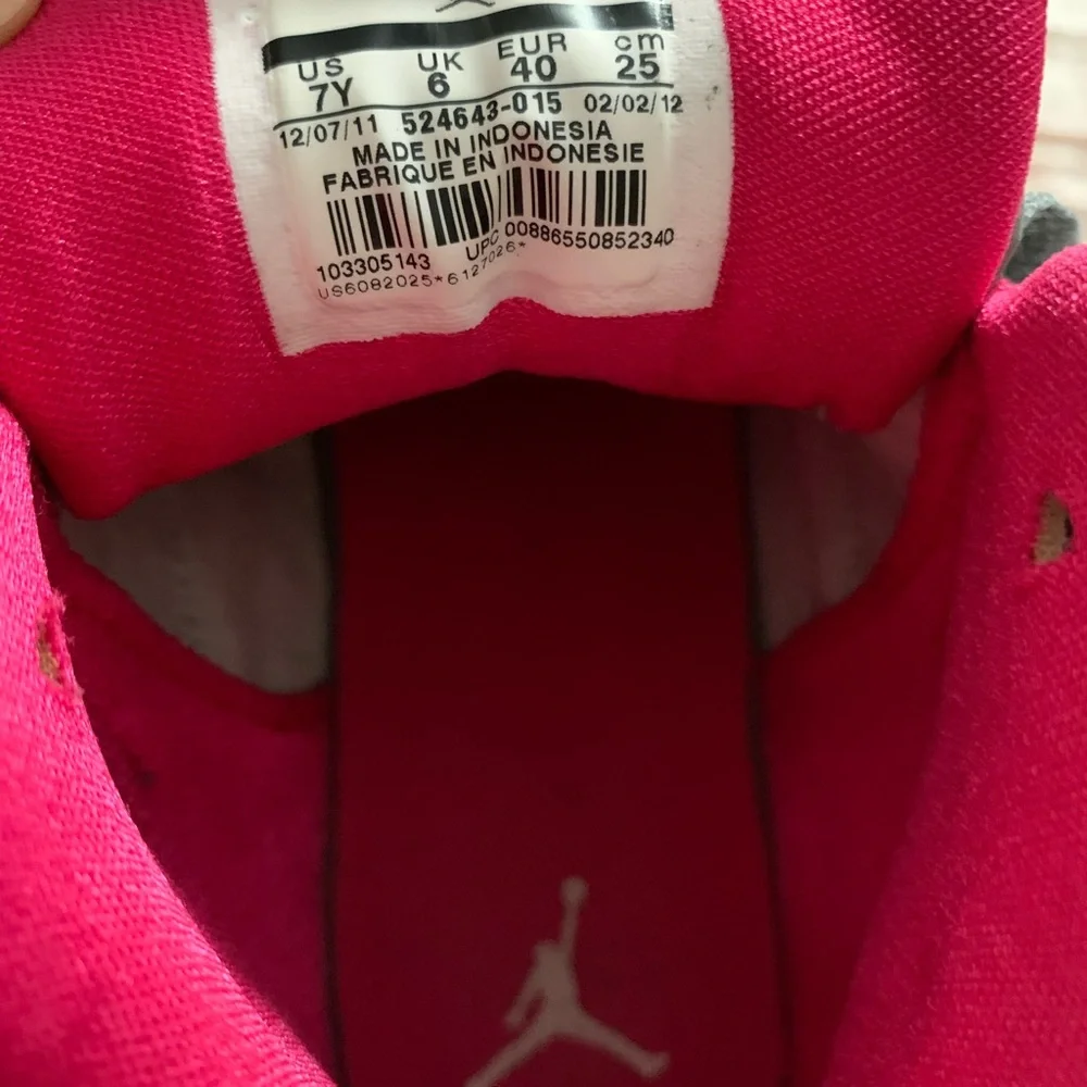 Jordan retro hot
